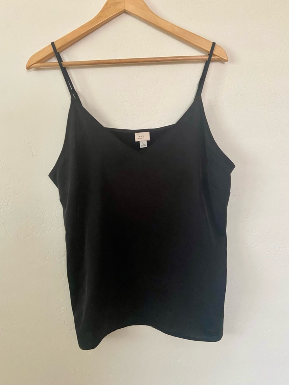 A New Day Black V-Neck Spaghetti Strap Camisole